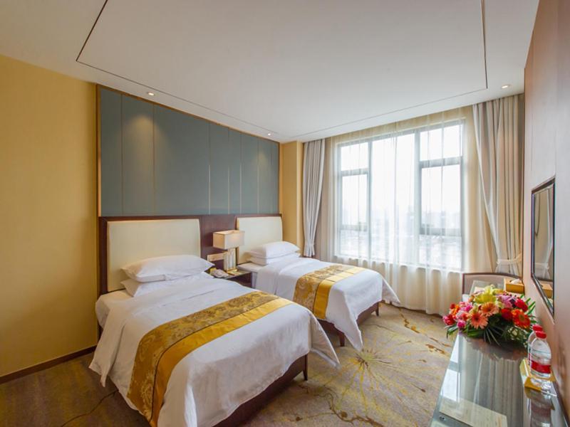 Vienna International Hotel Diecai Wanda High Speed ​​Rail Station Guilin Eksteriør billede