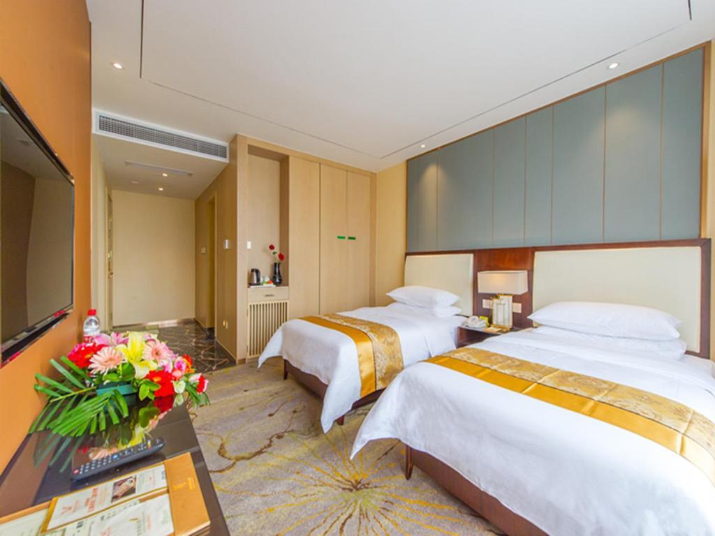 Vienna International Hotel Diecai Wanda High Speed ​​Rail Station Guilin Eksteriør billede